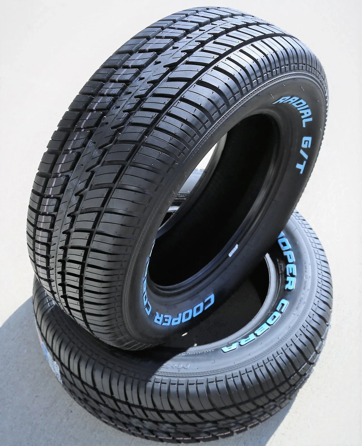 Cooper Cobra Radial G/T All-Season P225/70R14 98T Passenger Tire